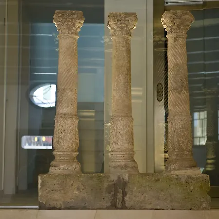 Sindic - Adults Only Mahón