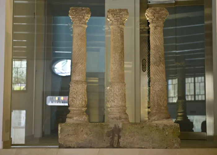 Sindic - Adults Only Mahón