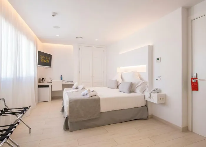 Sindic - Adults Only 4*