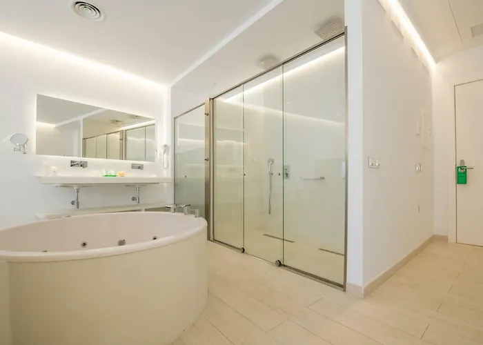 Sindic - Adults Only 4*